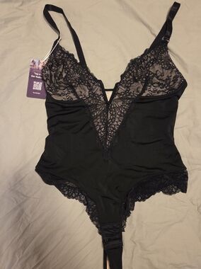 HeyShape Black Lace V-Neck Bodysuit/Shapewear